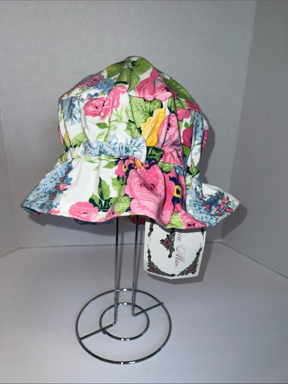 Jessica Floral Tag with Pink and Green Accents